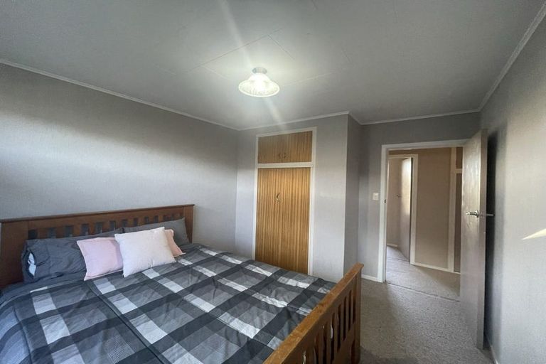 Photo of property in 51 Hillary Street, Winton, 9720