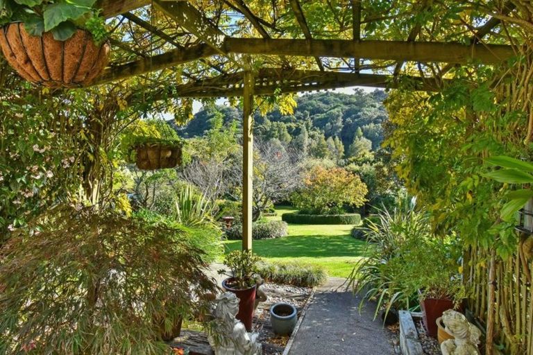 Photo of property in 19 Mark Williams Place, Clevedon, Papakura, 2582