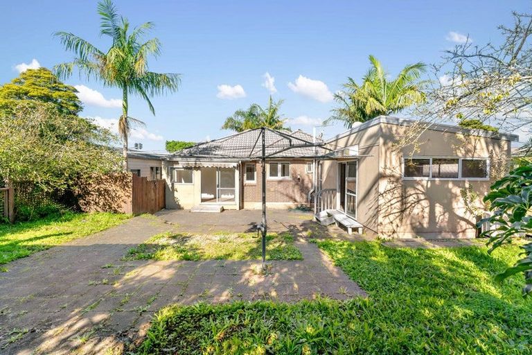Photo of property in 42 Alfriston Road, Manurewa East, Auckland, 2102