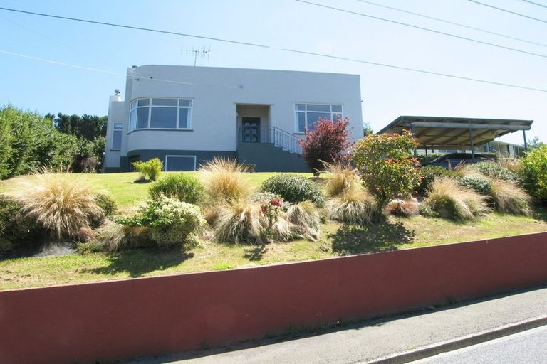 Photo of property in 3 Junction Road, Ravensbourne, Dunedin, 9022