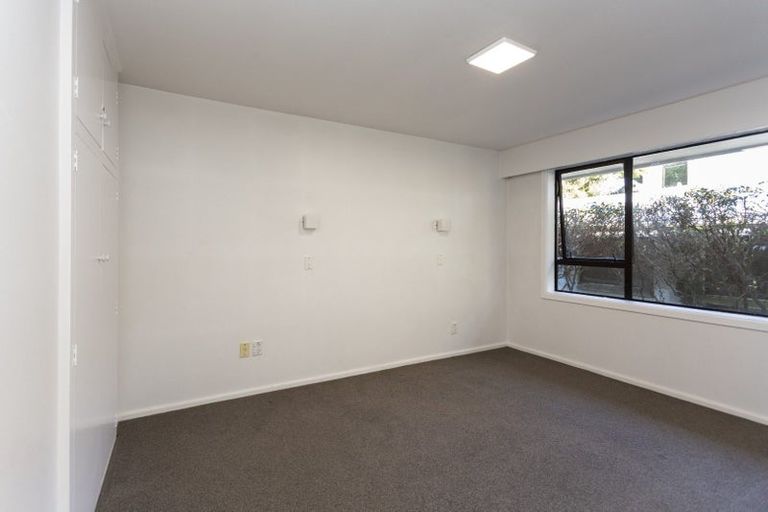 Photo of property in 3 Siska Place, Upper Riccarton, Christchurch, 8041