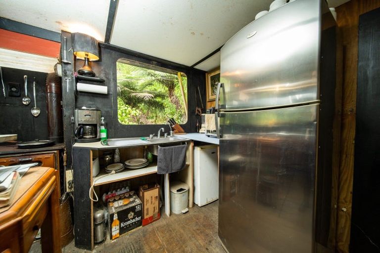 Photo of property in 1466 Russell Road, Helena Bay, Hikurangi, 0184