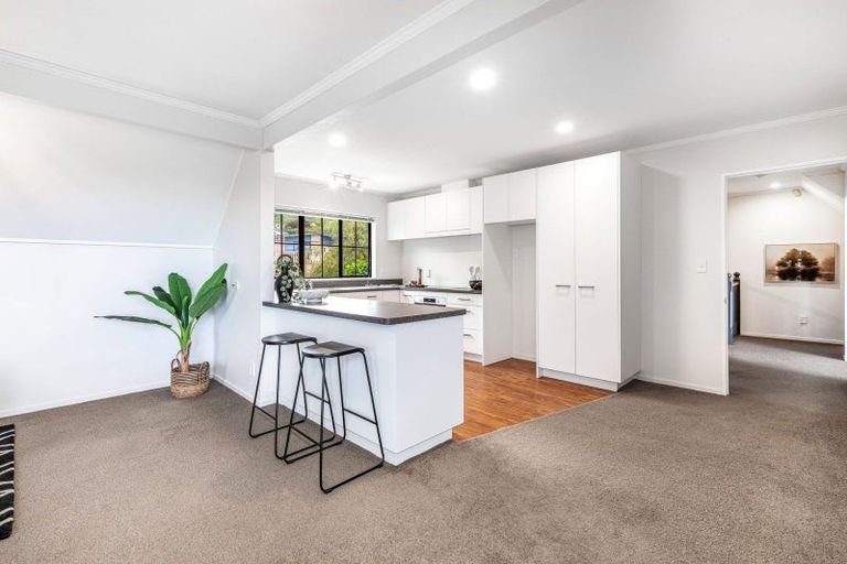 Photo of property in 76a Winara Avenue, Waikanae, 5036