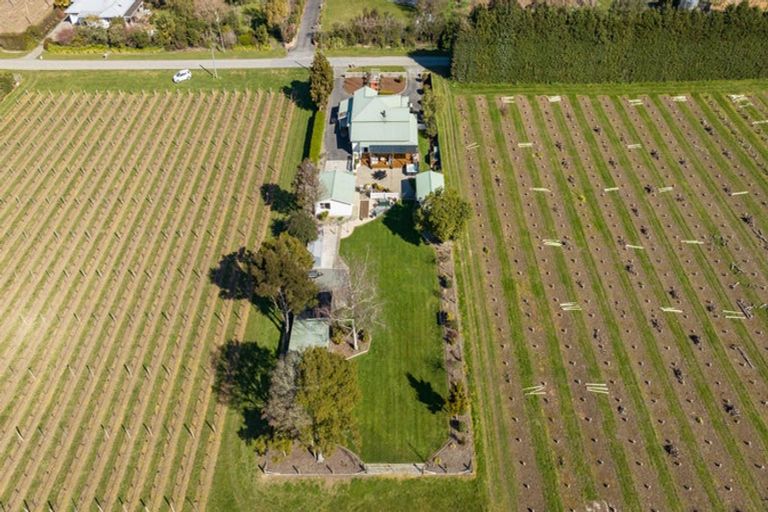 Photo of property in 45 Livingston Road, Brightwater, 7091