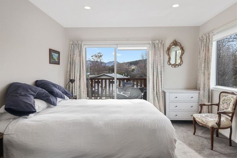 Photo of property in 124 Aubrey Road, Wanaka, 9305