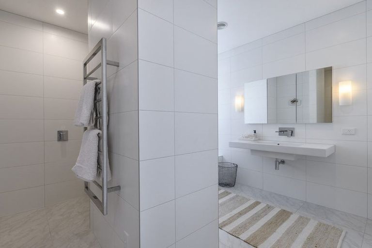 Photo of property in 84a Margaret Drive, Omokoroa, 3114