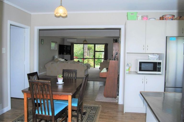 Photo of property in 2727 State Highway 1, Ruakaka, Whangarei, 0171