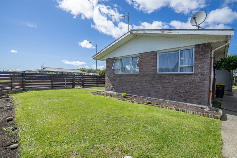 Photo of property in 54 Paisley Street, Kew, Invercargill, 9812