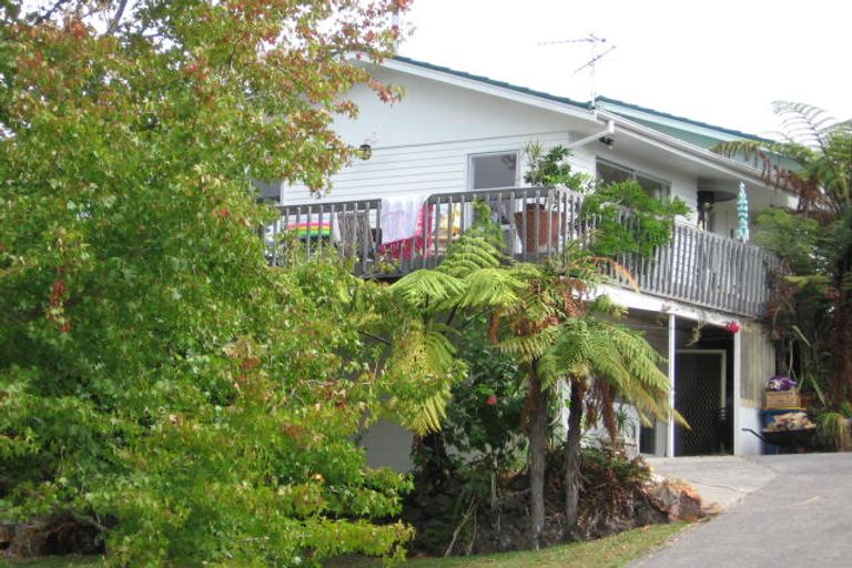Photo of property in 9 Freya Place, Torbay, Auckland, 0630