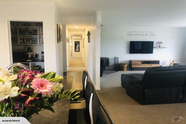 Photo of property in 11 Denton Street, Amberley, 7410