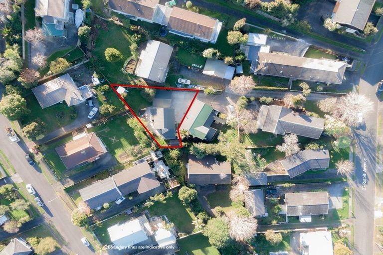 Photo of property in 27a Rotoiti Avenue, Pakuranga Heights, Auckland, 2010