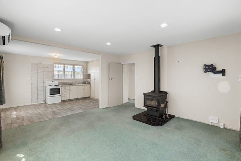 Photo of property in 140 Gilberthorpes Road, Hei Hei, Christchurch, 8042