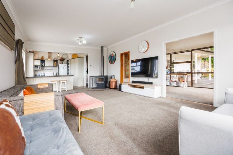 Photo of property in 2139 State Highway 3, Sanson, Palmerston North, 4479