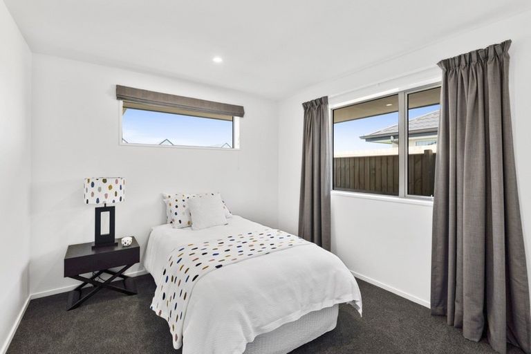 Photo of property in 6 Derek Anderson Place, Halswell, Christchurch, 8025