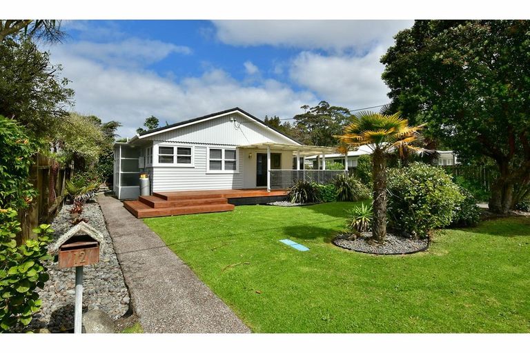 Photo of property in 12 Forest Glen, Orewa, 0931