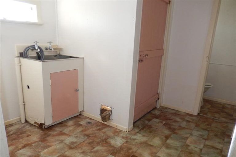 Photo of property in 99 Lemon Street, New Plymouth, 4312