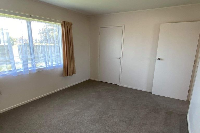 Photo of property in 1/61 Templeton Place, Clendon Park, Auckland, 2103