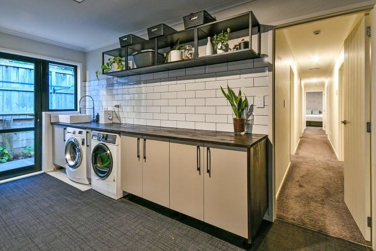 Photo of property in 51 Hillpark Drive, Pokeno, 2402