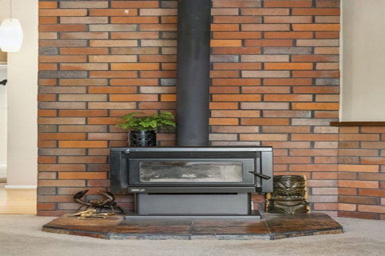 Photo of property in 66 Gledstane Road, Stanmore Bay, Whangaparaoa, 0932