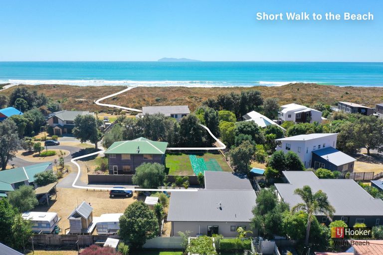 Photo of property in 10a Tuhua Place, Bowentown, Waihi Beach, 3177