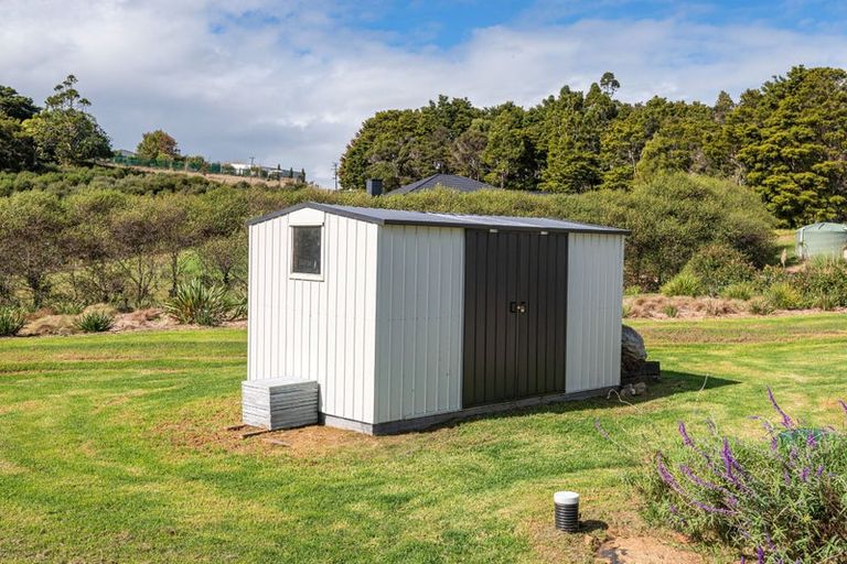 Photo of property in 11 Cherrywood Rise, Paparoa, 0571