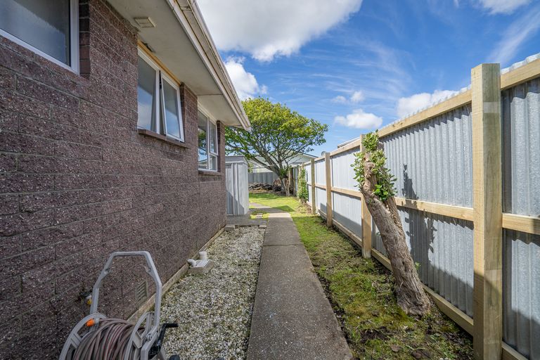 Photo of property in 54 Paisley Street, Kew, Invercargill, 9812