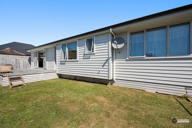 Photo of property in 13a Treadwell Street, Naenae, Lower Hutt, 5011