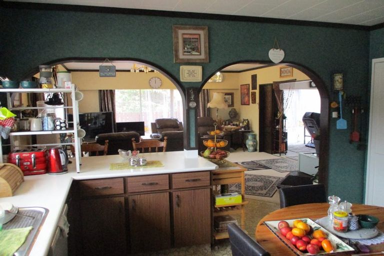 Photo of property in 117 Guy Street, Dannevirke, 4930