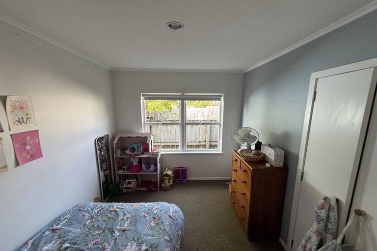 Photo of property in 38b Stillwater Crescent, Stillwater, Silverdale, 0993