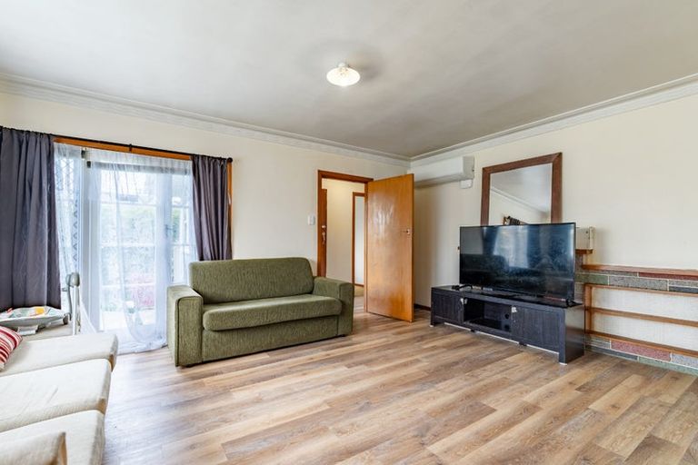 Photo of property in 31 Rosehill Drive, Rosehill, Papakura, 2113