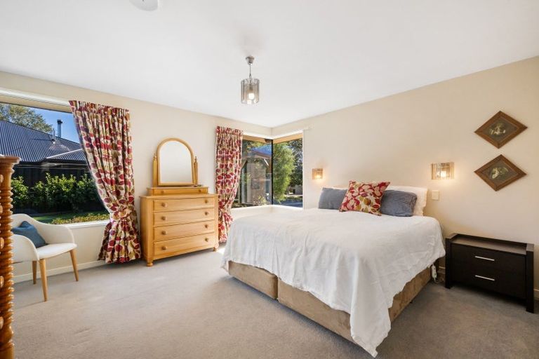 Photo of property in 16 Wilkin Road, Wanaka, 9305