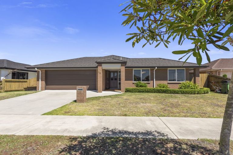 Photo of property in 23 Lewknor Drive, Papamoa Beach, Papamoa, 3118