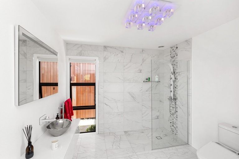 Photo of property in 812 Ruapuke Road, Raglan, 3296