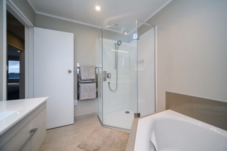 Photo of property in 1 Meads Place, Bulls, 4818