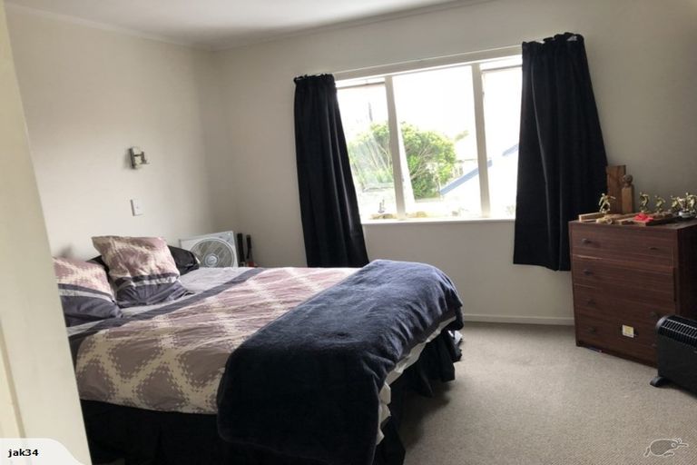 Photo of property in 39a Central Park Drive, Te Atatu South, Auckland, 0610