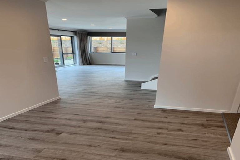 Photo of property in 4 Edenmore Terrace, Fitzherbert, Palmerston North, 4410