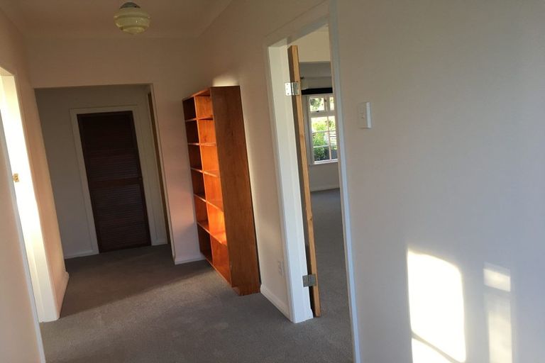 Photo of property in 39 Forres Street, Seatoun, Wellington, 6022