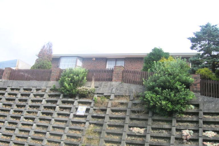 Photo of property in 39 Dowse Drive, Maungaraki, Lower Hutt, 5010