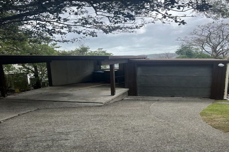 Photo of property in 6 Paua Place, Camborne, Porirua, 5026