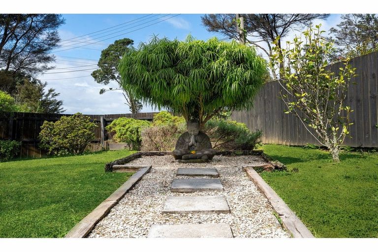 Photo of property in 673 Huia Road, Parau, Auckland, 0604
