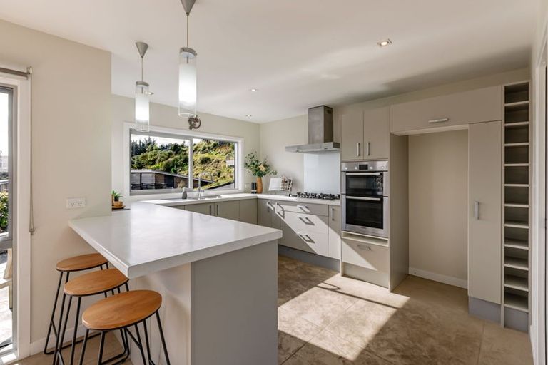 Photo of property in 17 Botany Lane, Whitby, Porirua, 5024