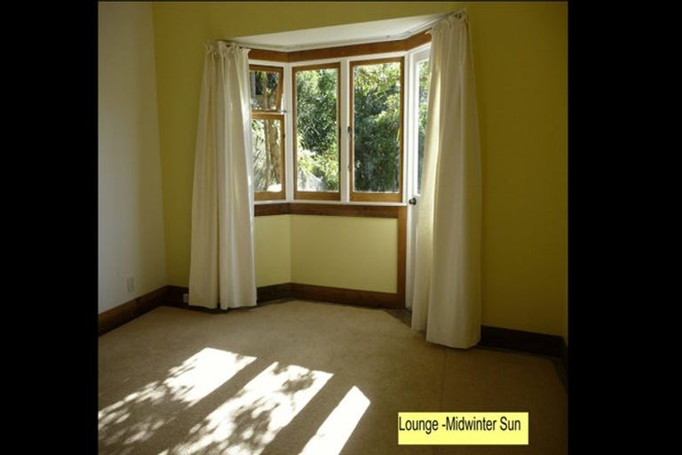 Photo of property in 69 Norway Street, Kelburn, Wellington, 6012