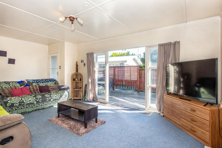 Photo of property in 33 Matthews Road, Tamarau, Gisborne, 4010