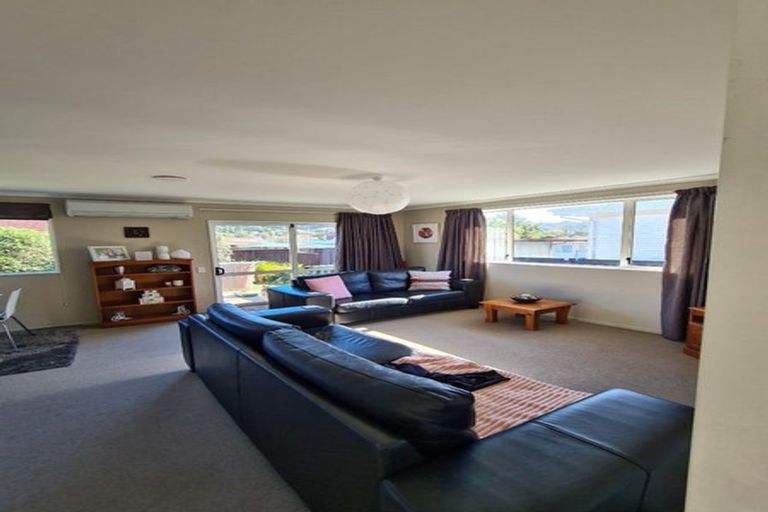 Photo of property in 2/34 Montgomery Street, Stokes Valley, Lower Hutt, 5019