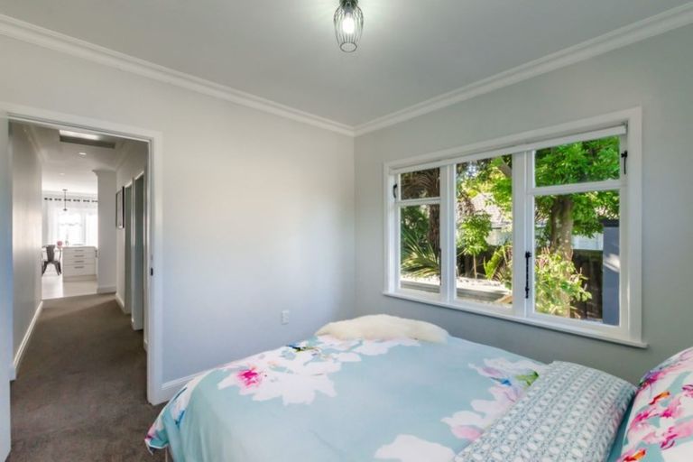 Photo of property in 316 Te Moana Road, Waikanae, 5036