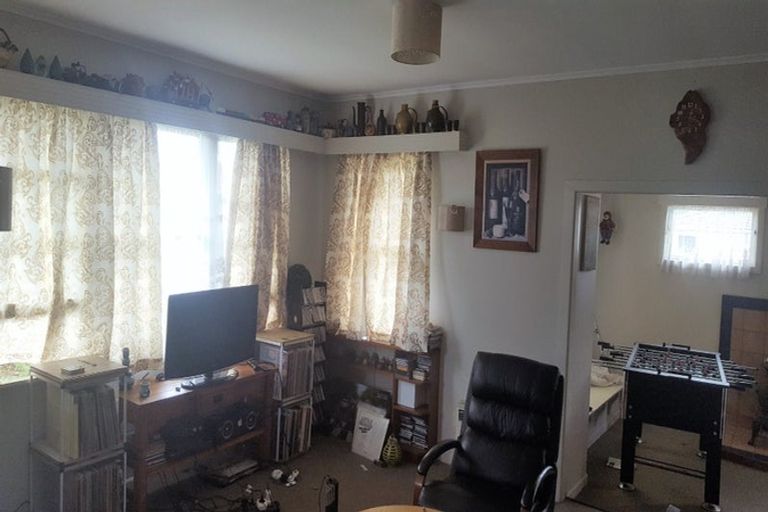 Photo of property in 39 Birdwood Avenue, Papatoetoe, Auckland, 2025