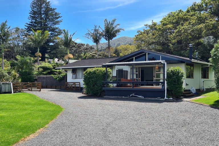 Photo of property in 30 Driving Creek Road, Coromandel, 3506