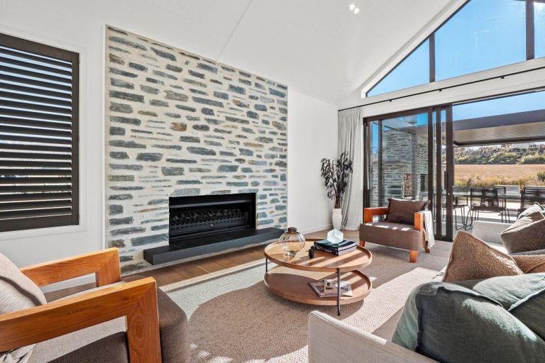 Photo of property in 10 Kahiwi Drive, Lower Shotover, Queenstown, 9304