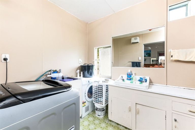 Photo of property in 12 Owens Terrace, Upper Riccarton, Christchurch, 8041