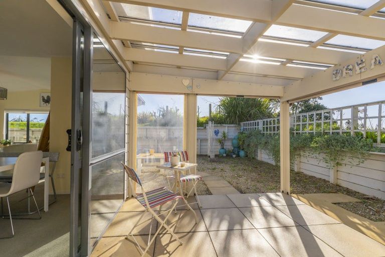 Photo of property in 20 Tui Road, Raumati Beach, Paraparaumu, 5032